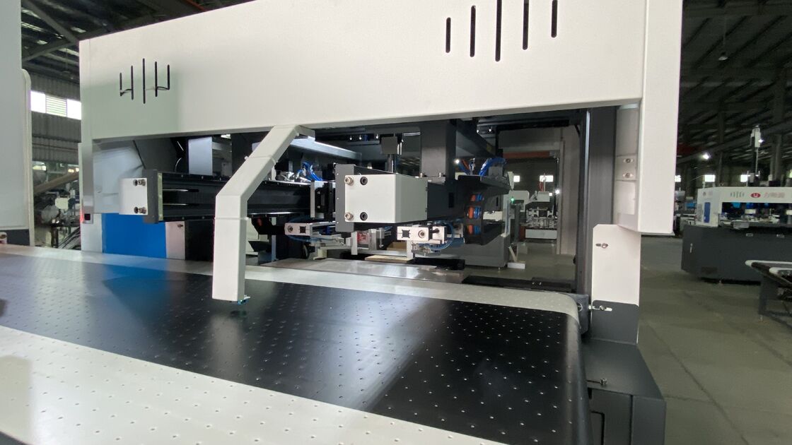 Διπλή τροφοδοσία διπλή σχηματισμός άκαμπτο κουτί που κάνει το μηχάνημα γρήγορη ταχύτητα υψηλή ακρίβεια πλήρης έλεγχο servo