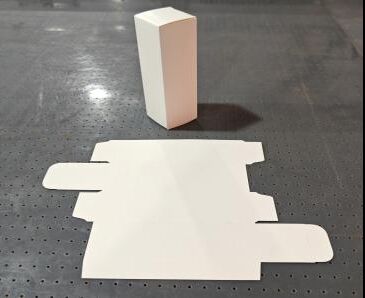 LY-RK03-1113 Μηχανή κοπής ευέλικτων μη μεταλλικών υλικών χωρίς πέταμα με πάχος κοπής 50 mm και με ακρίβεια ± 0,05 mm